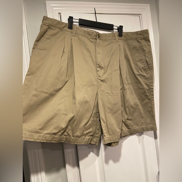 Farah Mens Size 46 Pleared Front Cotton Khaki Chino Shorts 9” Inseam - Picture 5 of 10